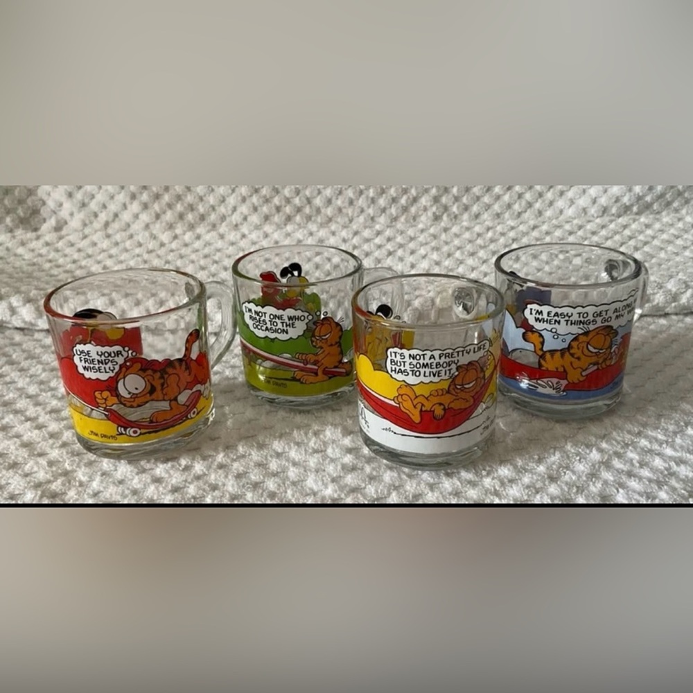 Vintage Garfield Mug Collection Set of 4